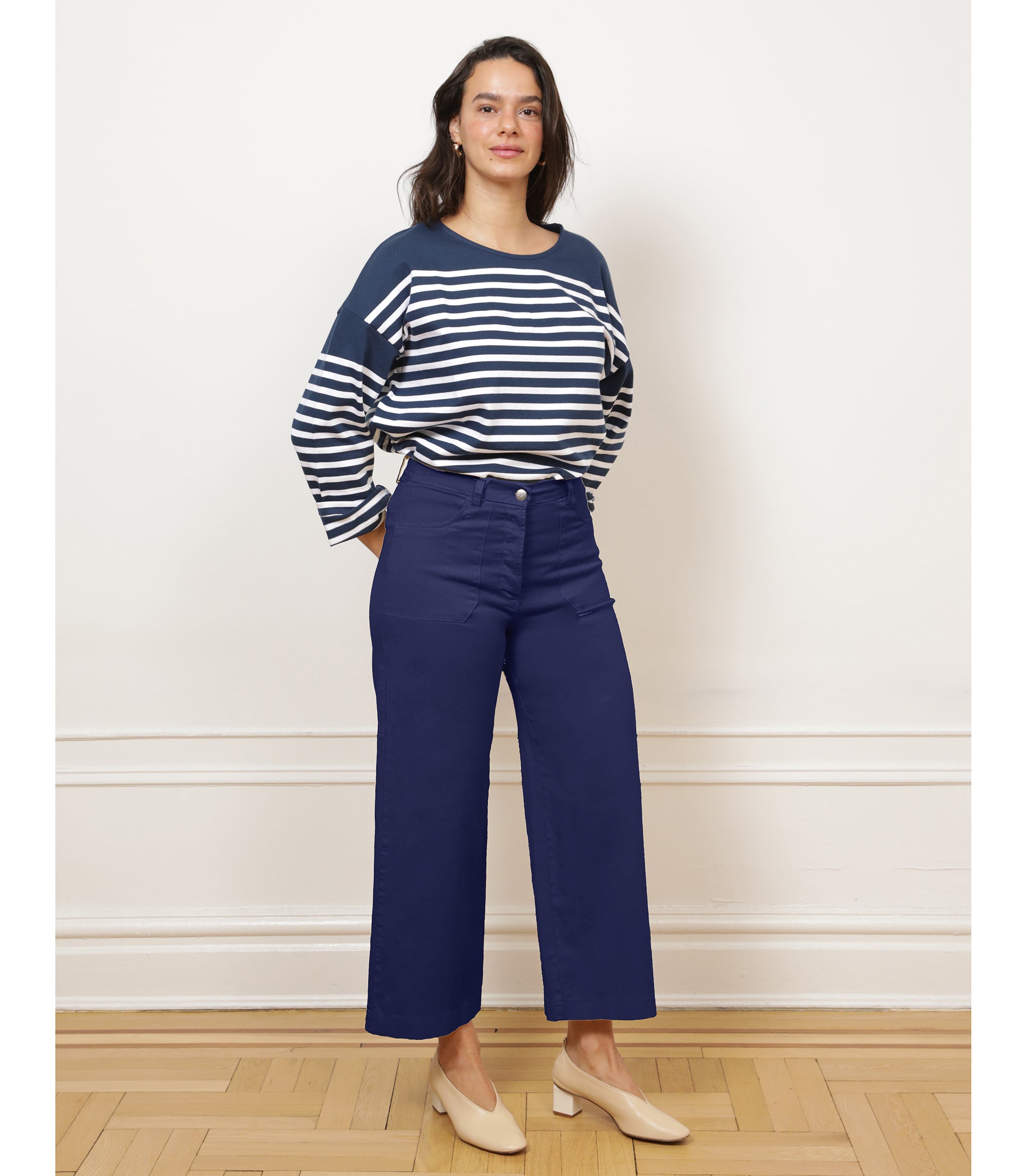 Simone Wide Crop Pants - Midnight