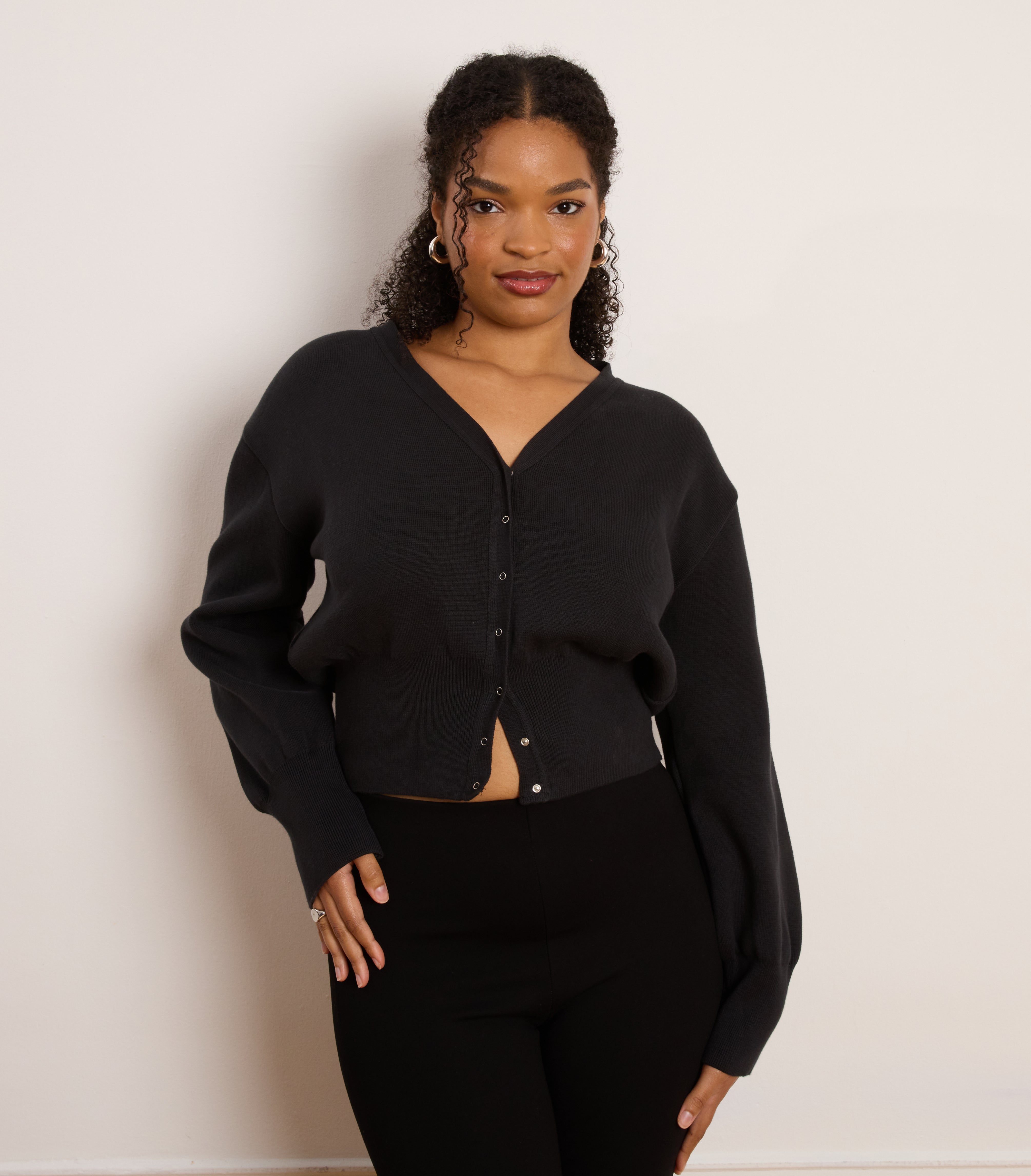 Celia Cropped Snap Cardigan - Black