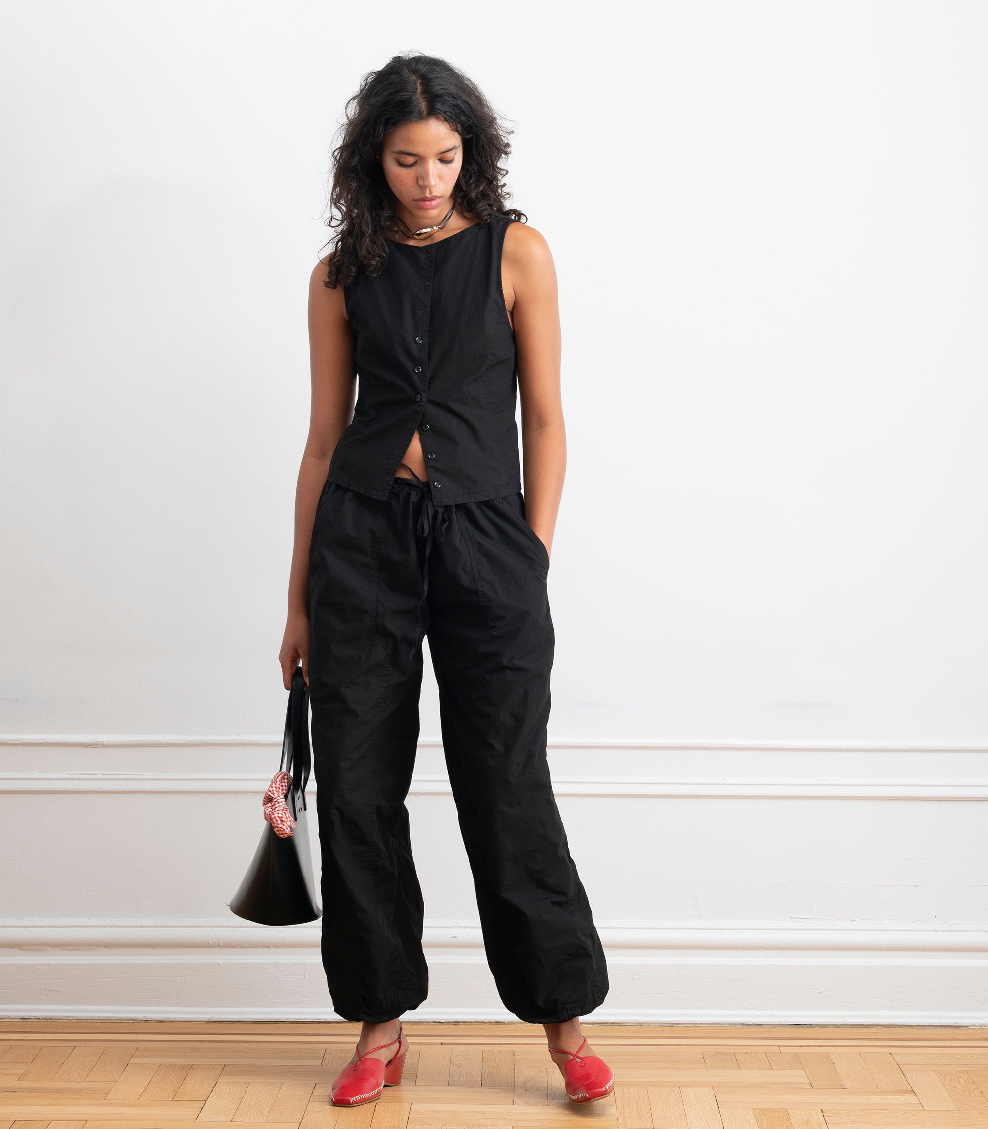 Hannah Cropped Tie Vest - Black