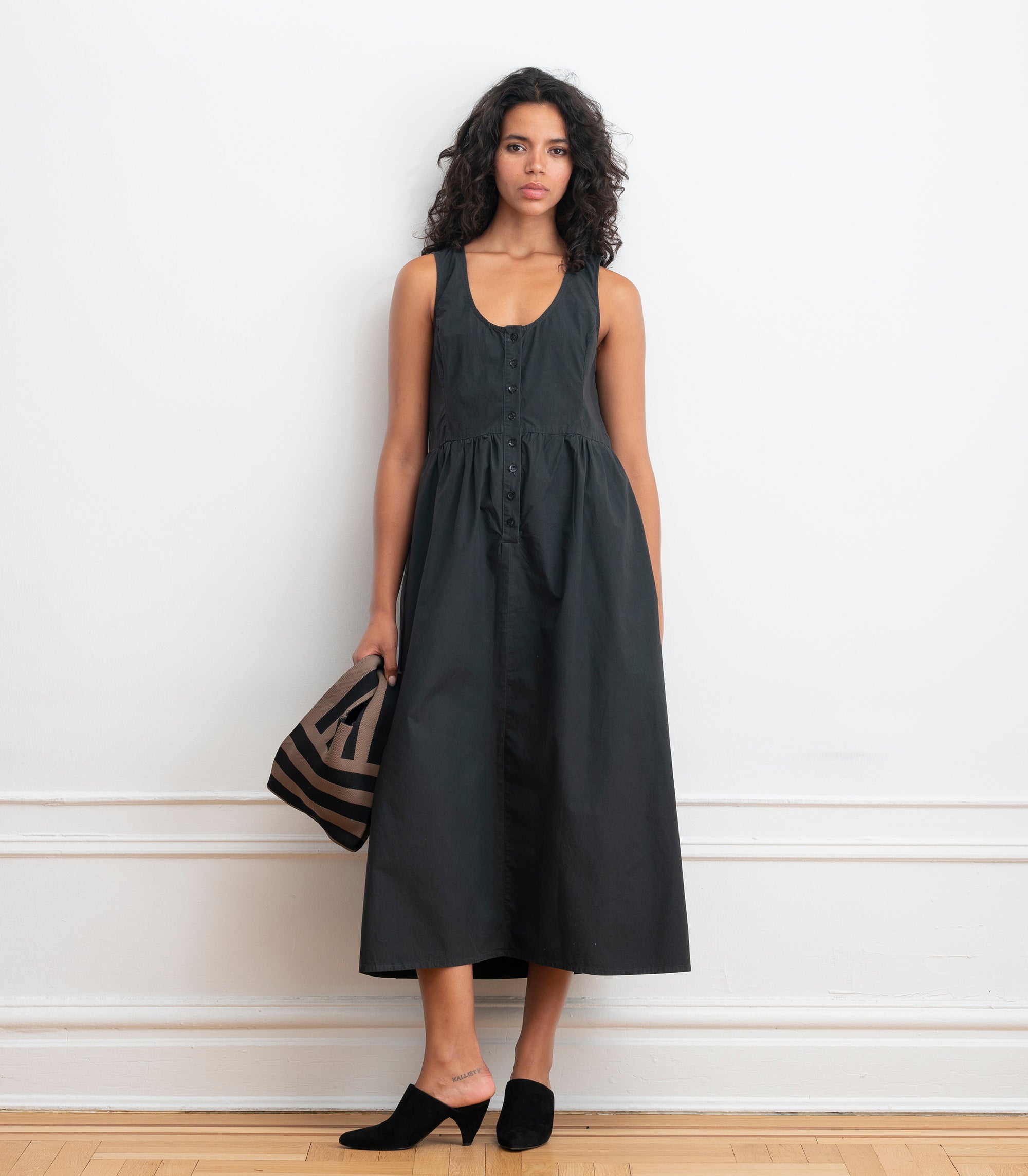 Sierra Button Up Midi Dress - Black