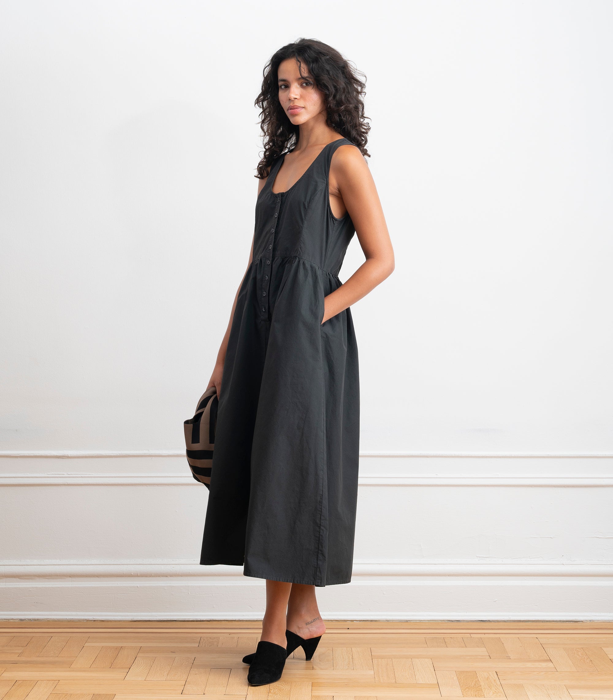 Sierra Button Up Midi Dress - Black