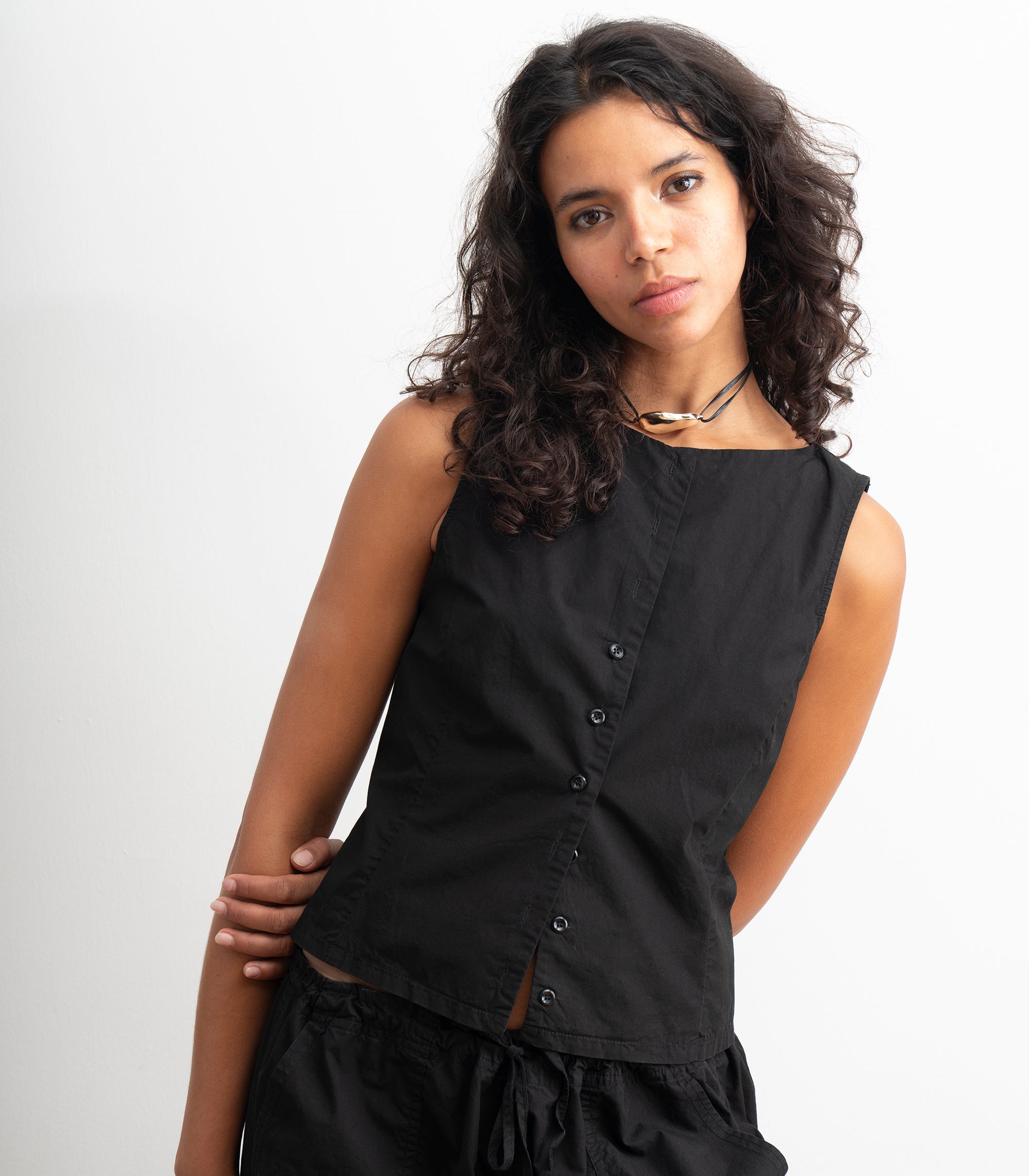 Hannah Cropped Tie Vest - Black
