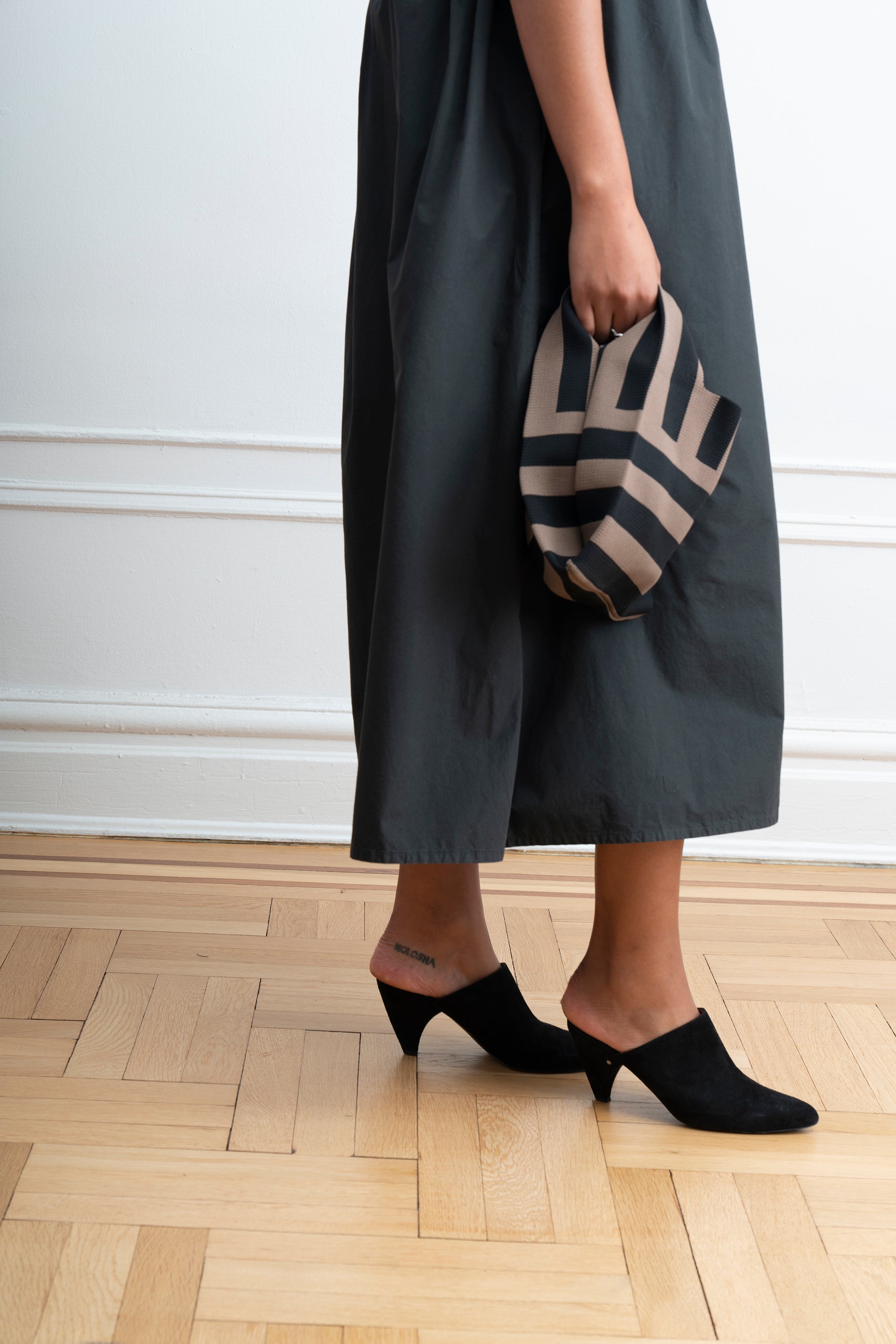 Sierra Button Up Midi Dress - Black