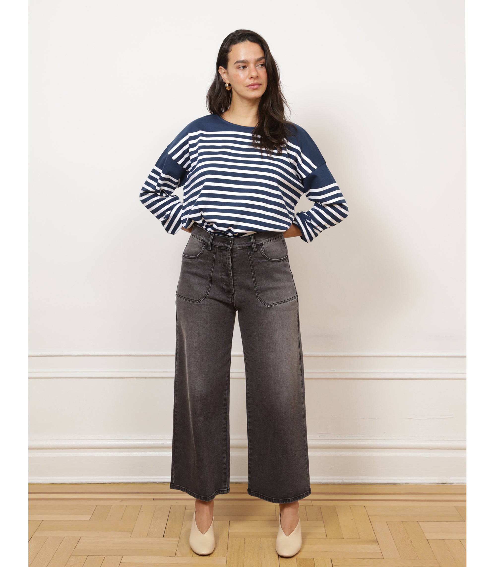 Simone Wide Crop Jeans - Gray