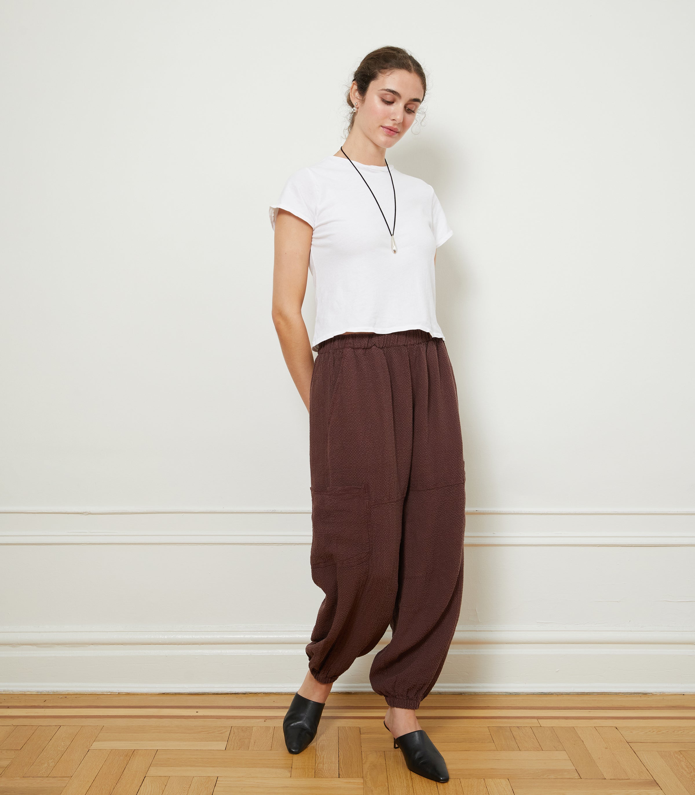 Emily Barrel Leg Cargo Pants - Maroon | LOUP