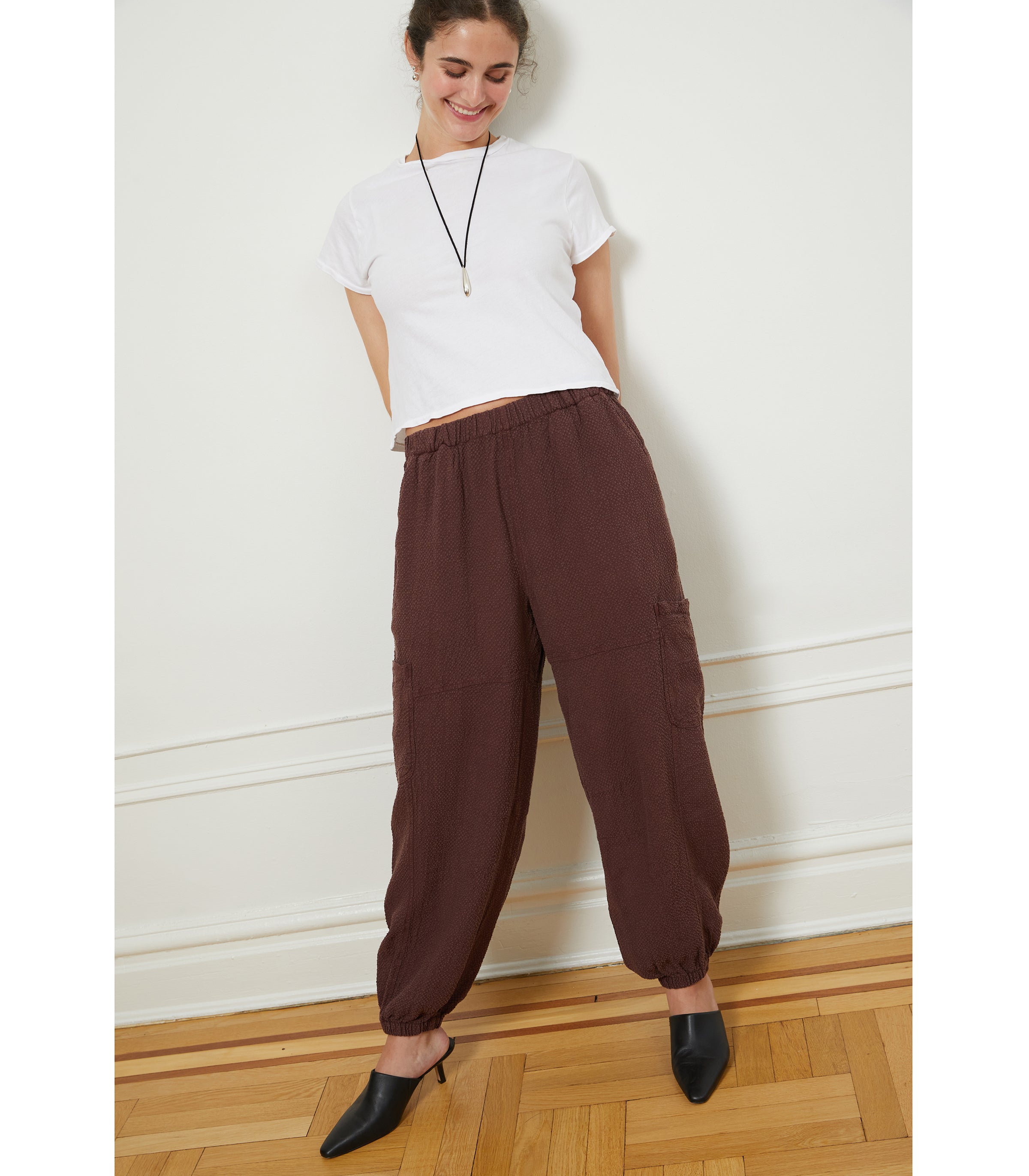 Emily Barrel Leg Cargo Pants - Maroon | LOUP