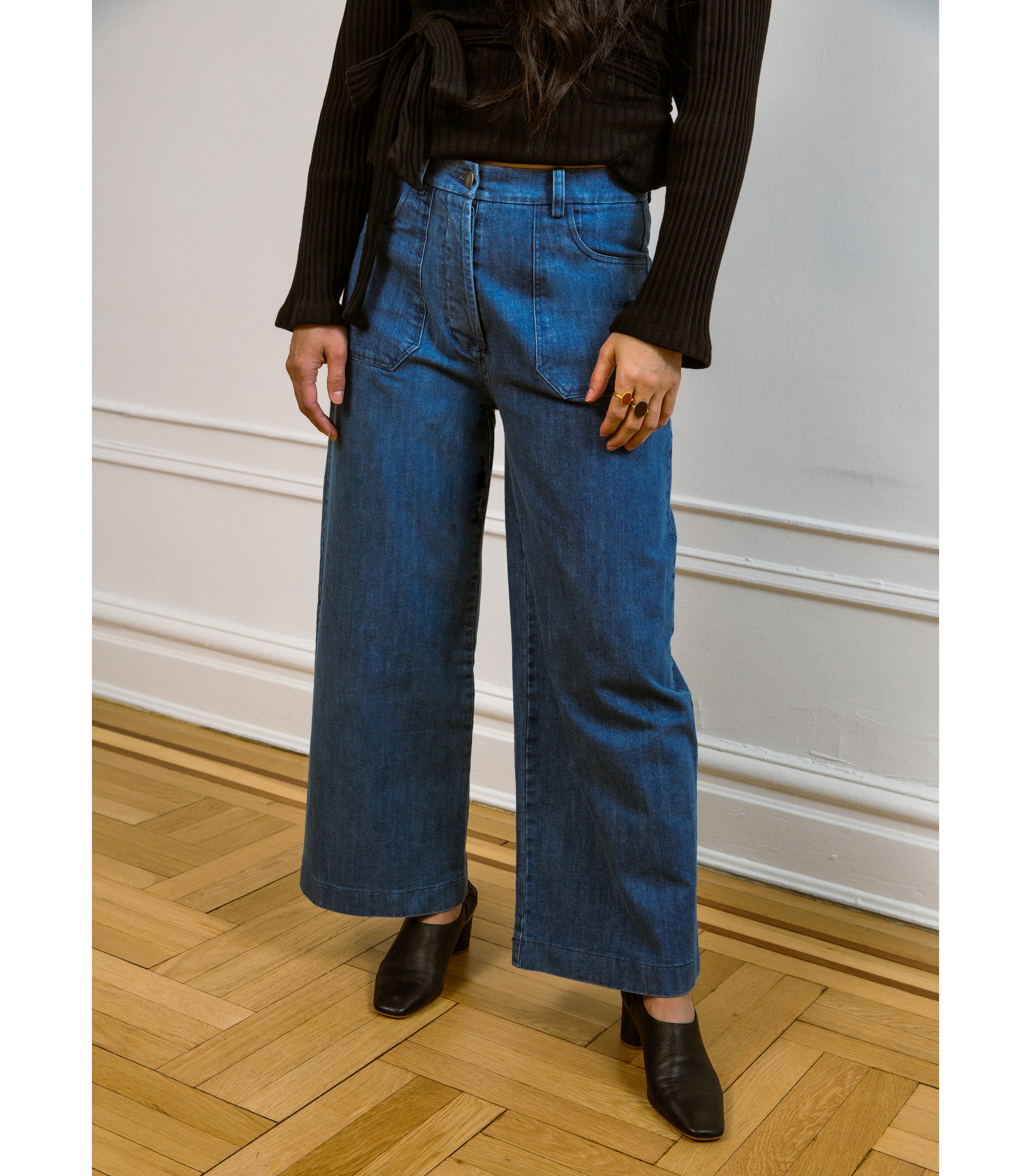 Jeans for Curvy Women | High-Rise Wide Leg Jeans | Simone Jeans - Loup